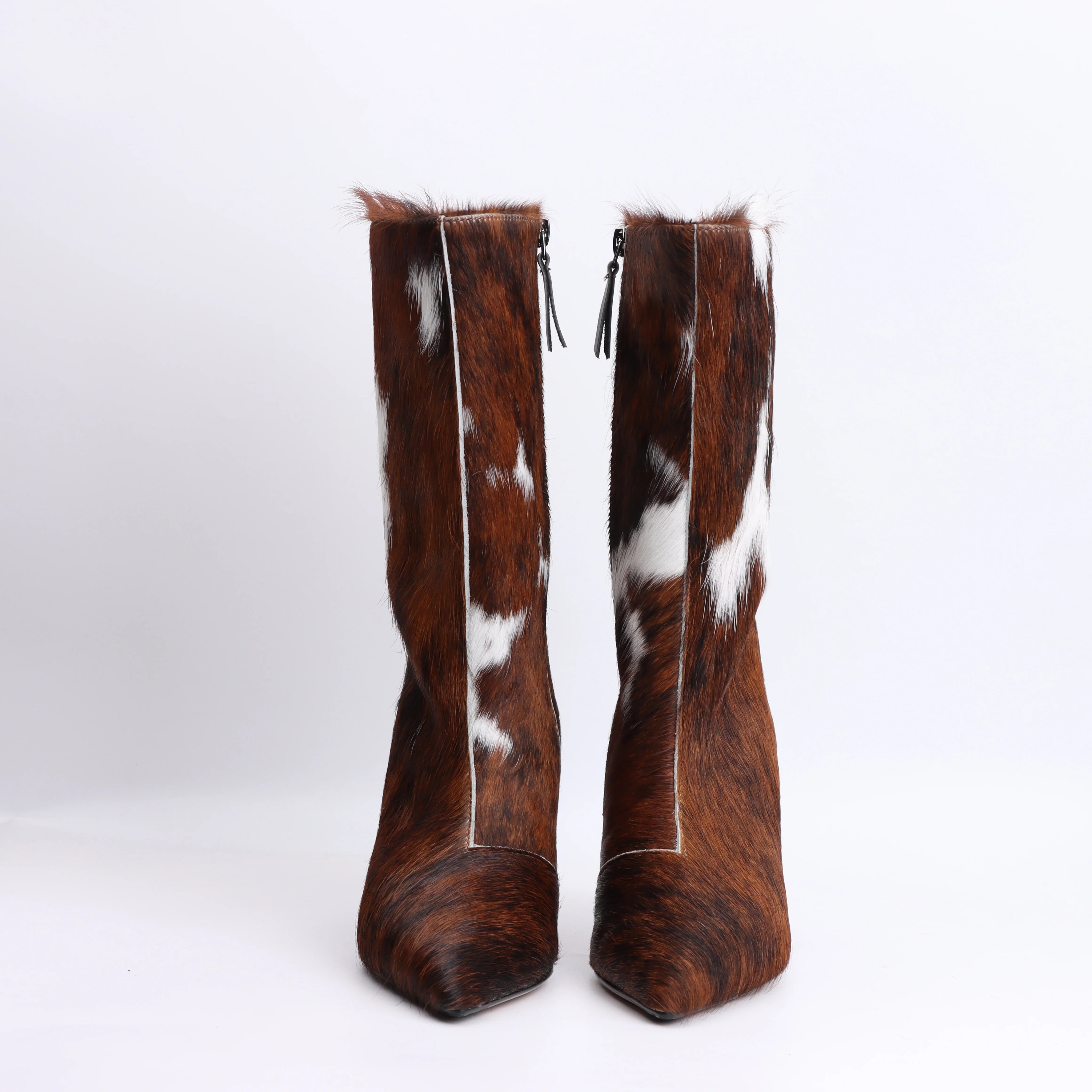 Designer retro fashion cowhide luxury fashion boots for women 2025 pointed thin heel slimming versatile sleeve western boots