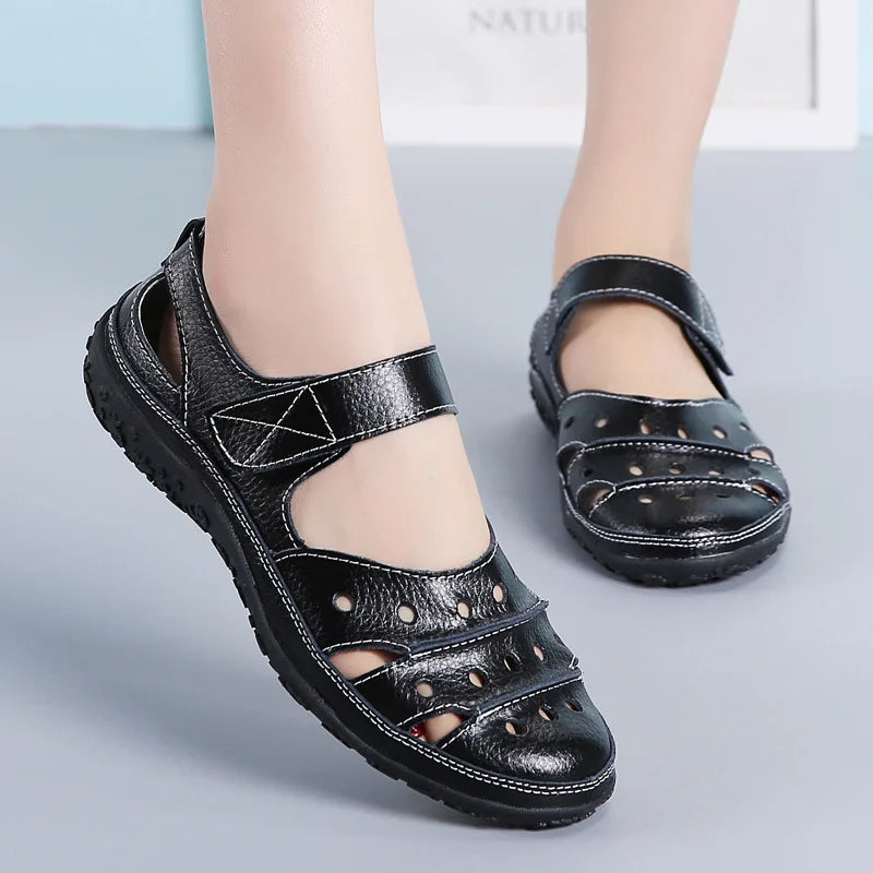 WOIZGIC Sandales en cuir véritable pour femmes, chaussures blanches, crochet et boucle, pour l'été, la plage, creuses et souples, LLX-9566