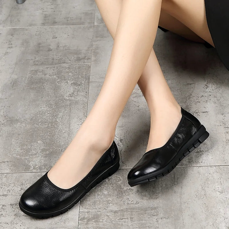 WOIZGIC Femmes Mère Vieille Femme Chaussures Plates Mocassins Vache Véritable Cuir Décontracté PU Antidérapant Bout Rond Souple Travail 35-41 OL-3