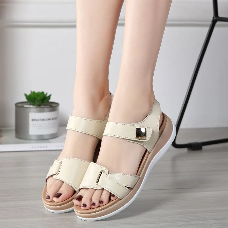 WOIZGIC Femmes Dames Mère Chaussures En Cuir Véritable Sandales Plates Souples Crochet Boucle Coréenne Bling Été Plage Taille 35-40