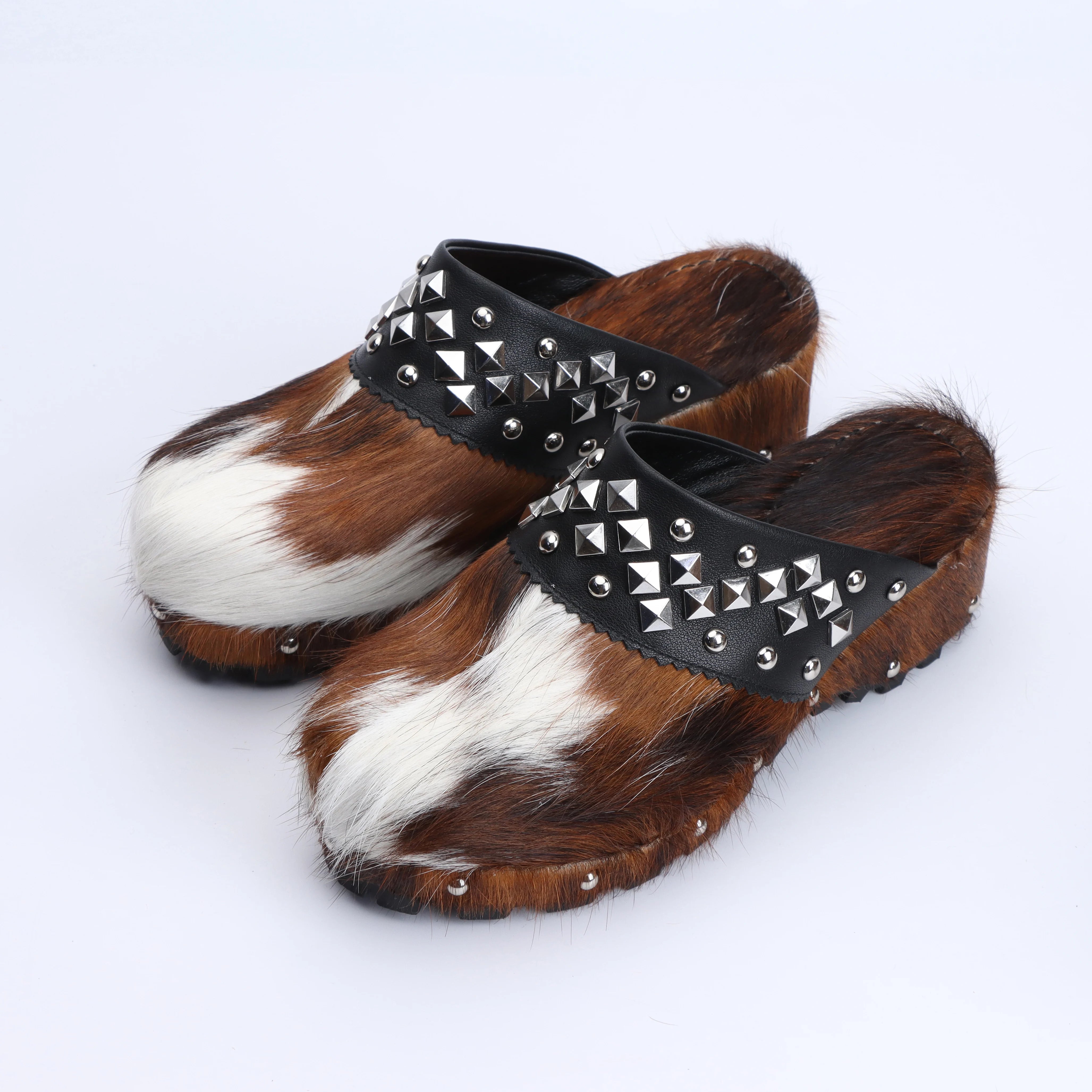 Trendy 2025 Summer Slides Luxury Designer Mule Sandals for Women, Handmade Cowhide Fur, Rubber Sole, Geometric Metal Decor