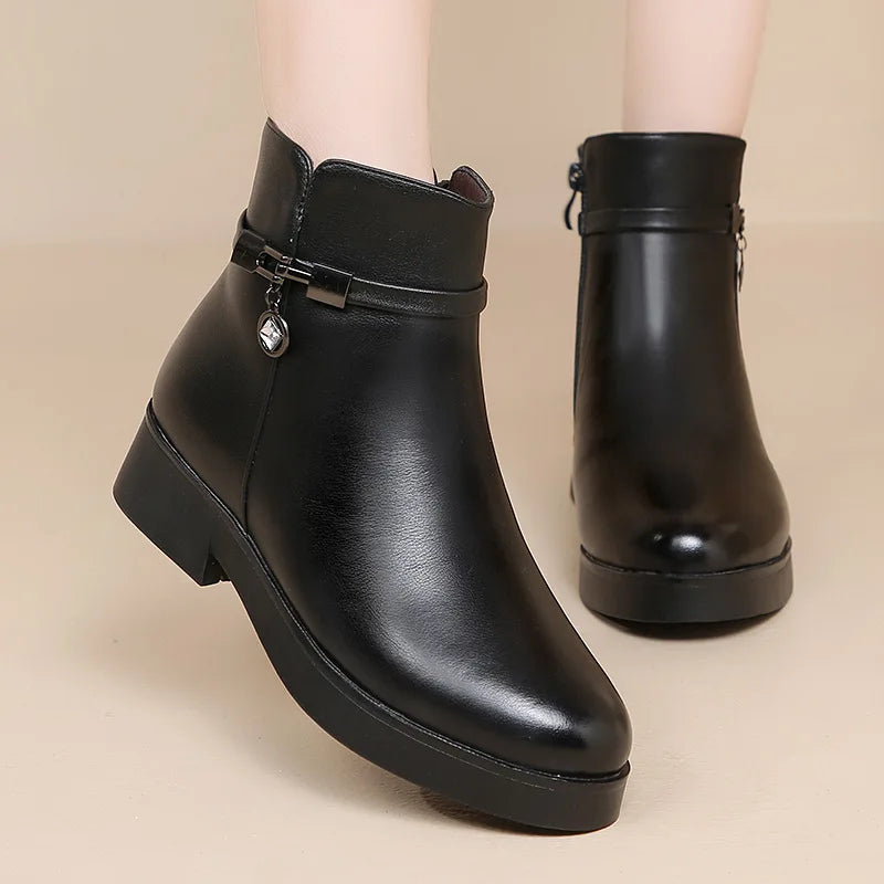 WOIZGIC Femmes Mère Femme Dames En Cuir Véritable Bottines Bottes Plateforme Laine Peluche Fourrure Chaude Hiver Fermeture Éclair Grande Taille 42 43
