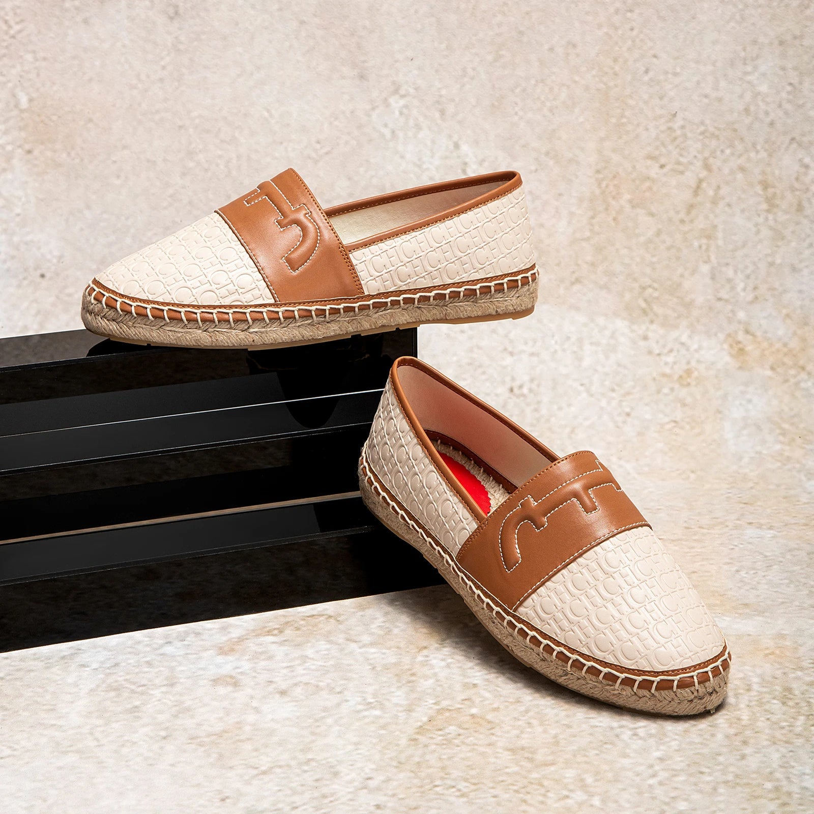 Women's Shoes 2025 Luxury Brand New Loafers Straw Shoes Flat Casual Shoes Black Brown Leather Woman Shoes