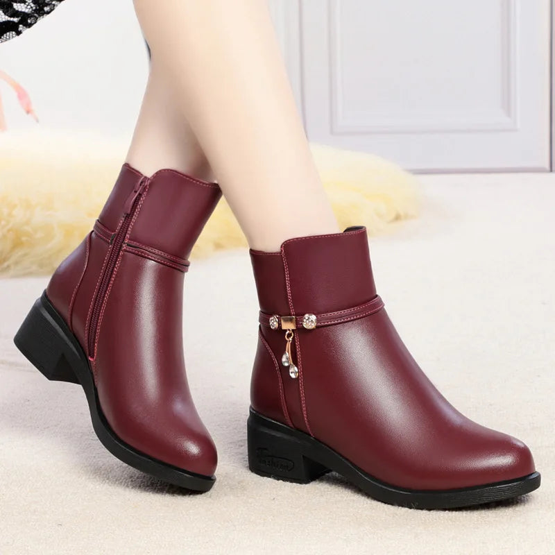 WOIZGIC Women's Mother Female Genuien Leather Shoes Ankle Boots Winter Fur Plush Wool Warm Zipper