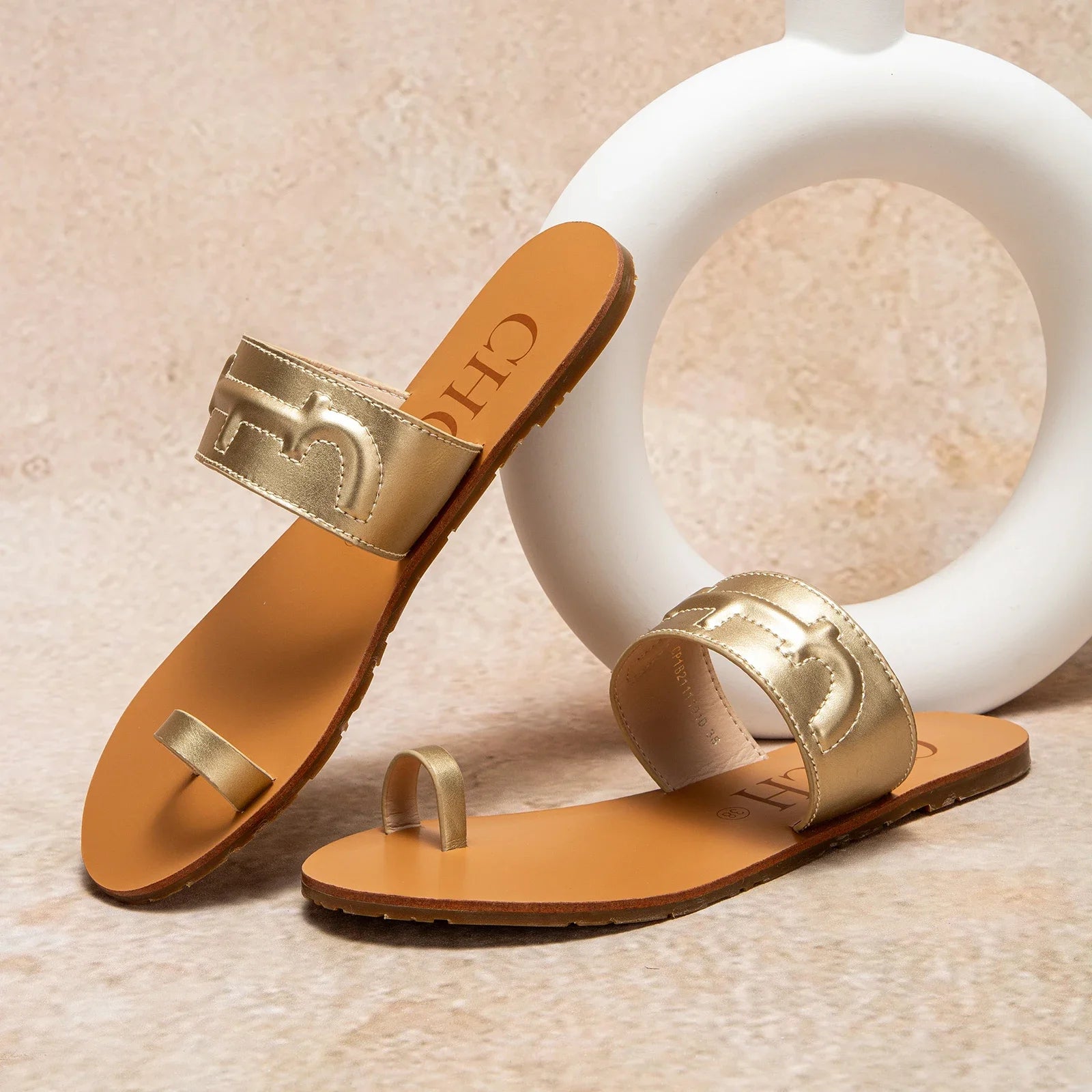 Women's Sandals Lightweight and Comfortable Pure Colour Versatile Fashion Woman Beach Shoes