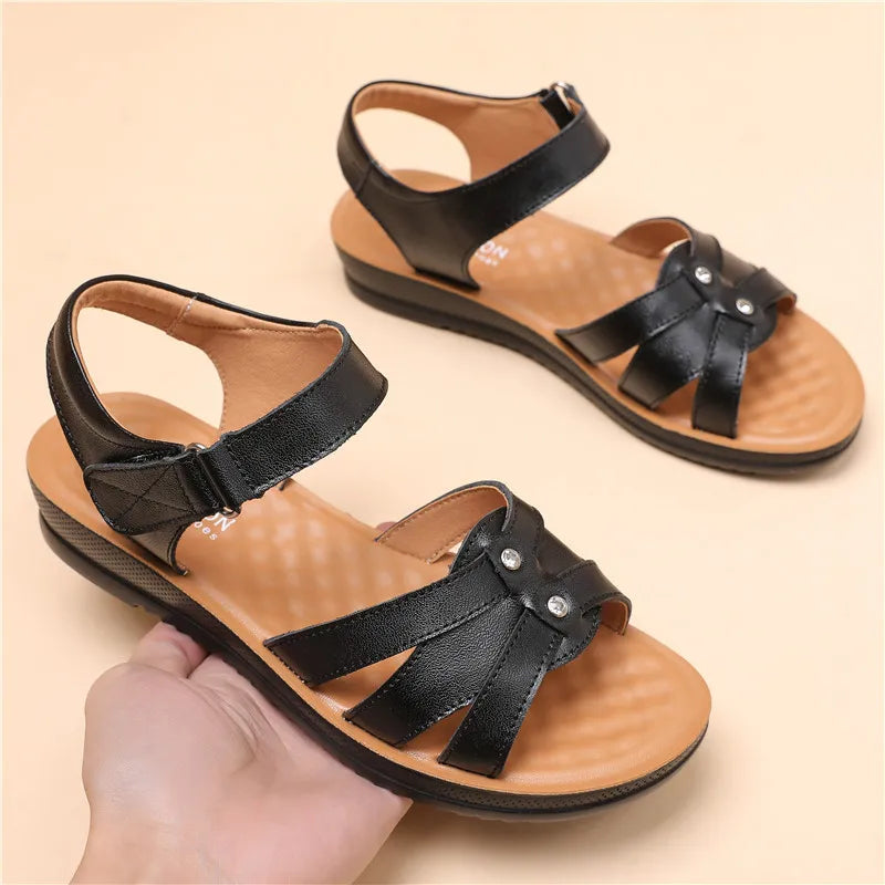 WOIZGIC Sandales en cuir véritable pour femmes, chaussures à plateforme, antidérapantes, pour l'été, la plage, avec boucle à crochet, grande taille 42 43