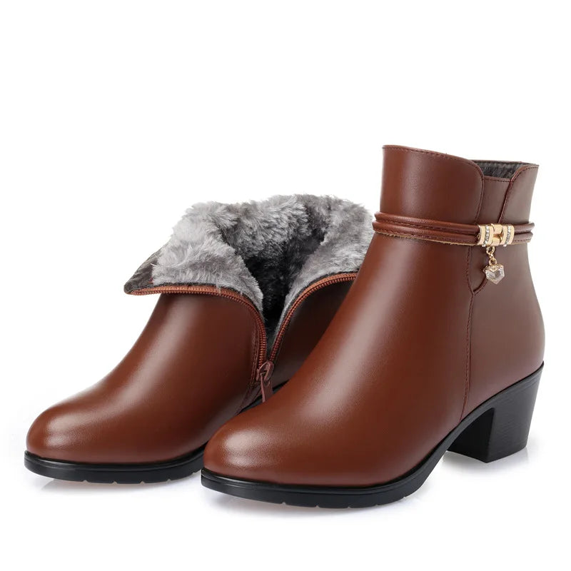 WOIZGIC Femmes Dames Mère Famale Hiver Cheville En Cuir Véritable Fourrure Chaude Laine Peluche Chaussures Bottes Fermeture Éclair Talon Moyen Grande Taille 43