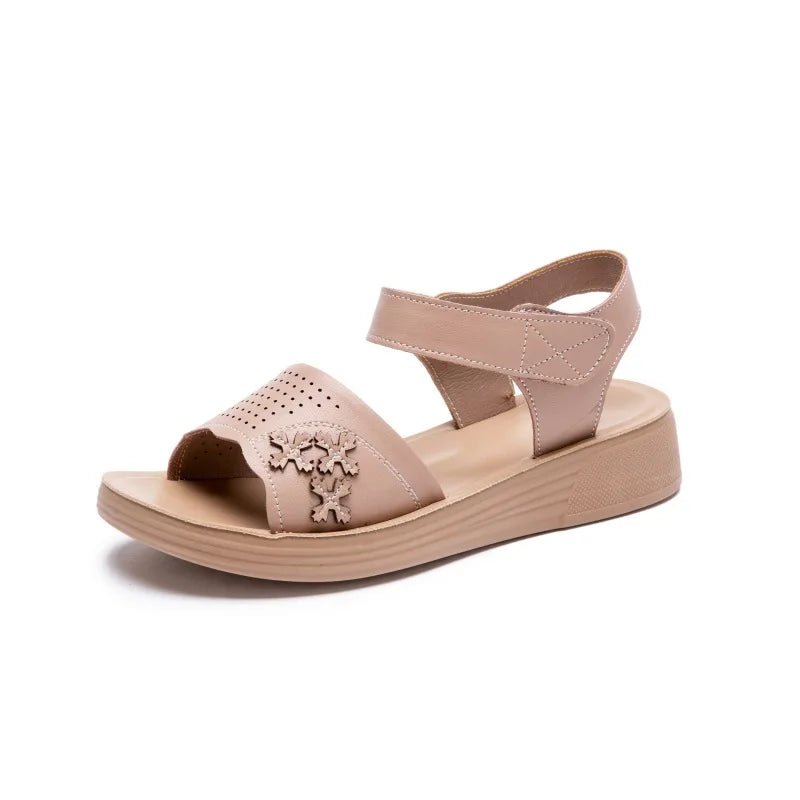 WOIZGIC Femmes Dames Mère Véritable Cuir Blanc Sandales Chaussures Été Plage Cool Doux Antidérapant Style National