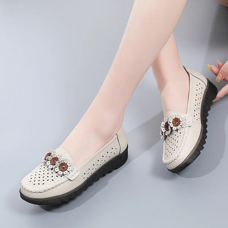 WOIZGIC Femmes Femmes Dames Mère Chaussures En Cuir Véritable Appartements Mocassins Plateforme Creux Sans Lacet Été Cool Fleurs Mocassins